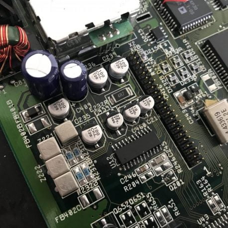 Amiga 1200 Mainboard recapped